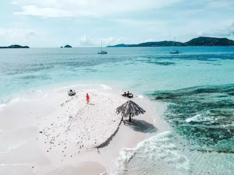 Die schönsten Karibikinseln: Segelurlaub für Träumer