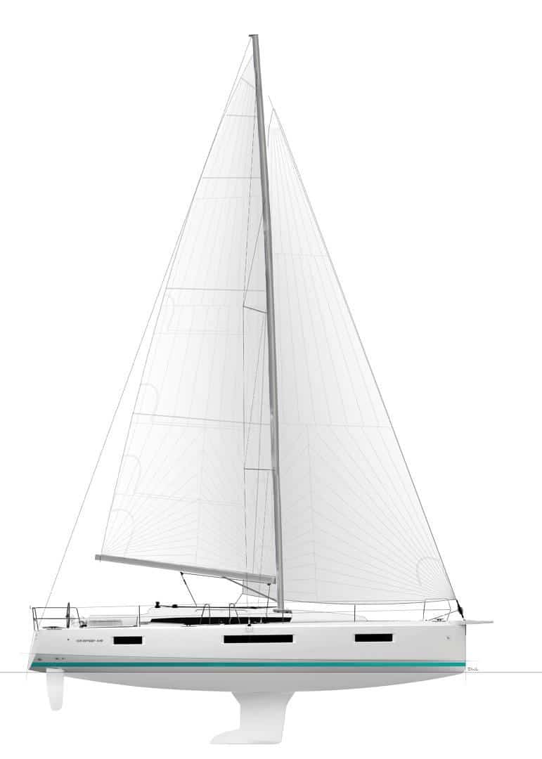 Eine elegante weiße Segelyacht mit vollständig eingesetzten Segeln, die auf einer ruhigen Wasseroberfläche schwimmt, gezeigt in einer Seitenprofilansicht vor einem schlichten hellen Hintergrund, bereit für eine Segelreise.
