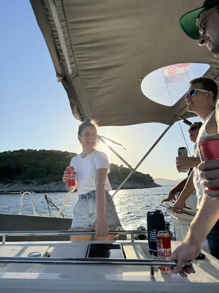 Zeitvertreib an Bord und Land: Tipps für Aktivitäten im Urlaub